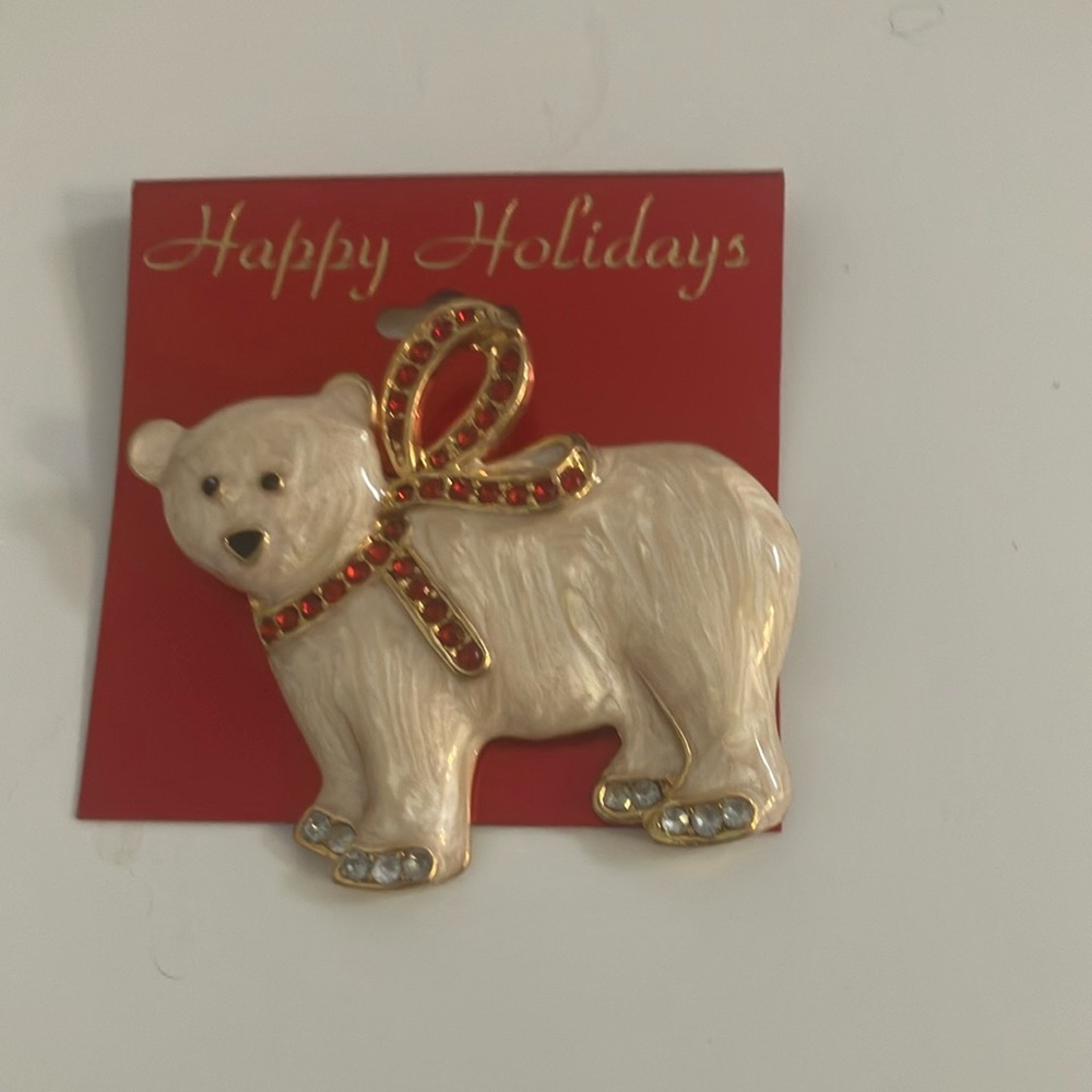 Polar bear pin